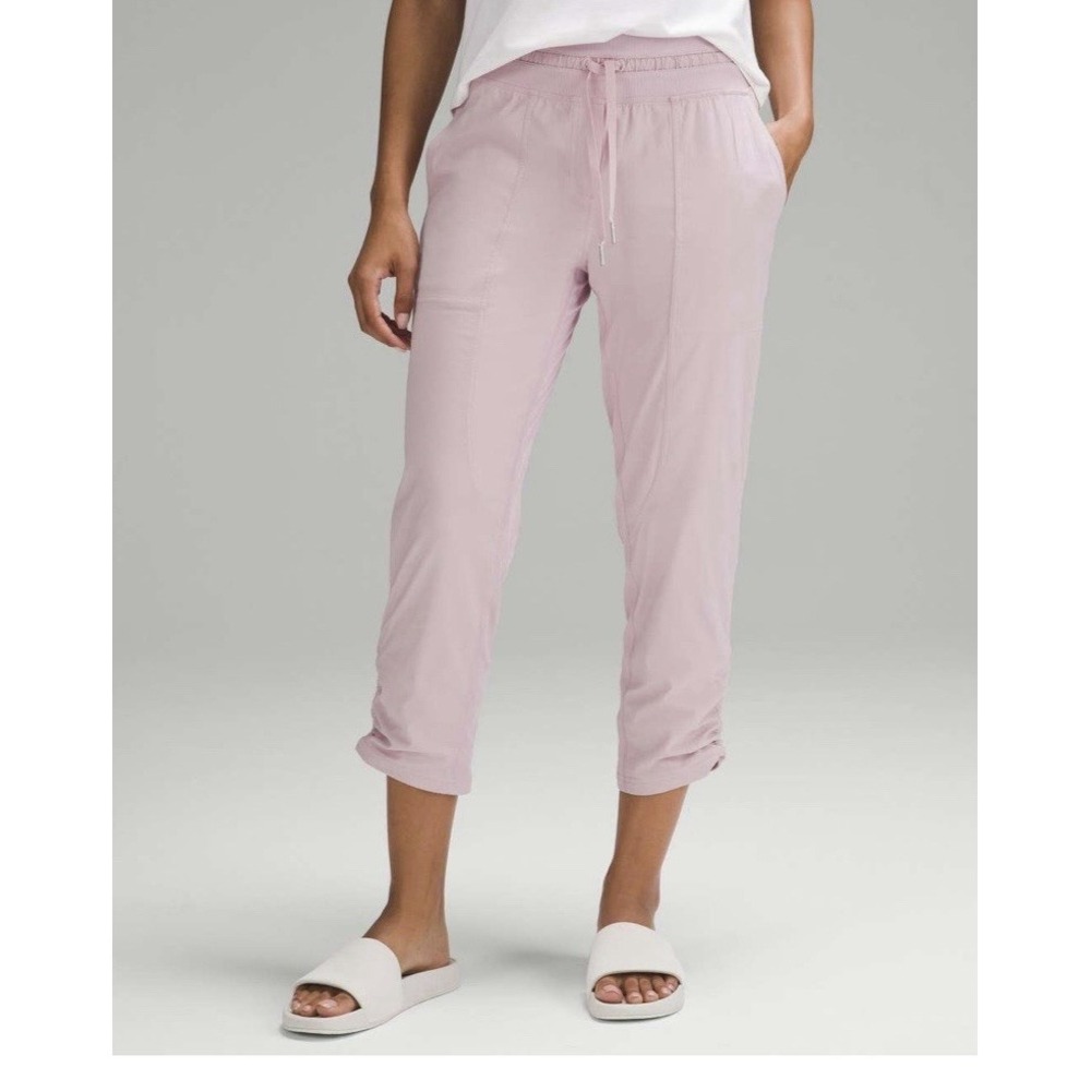 Lululemon Dance Studio Mid-Rise Cropped 25" Pants Light Pink Peony Size 2